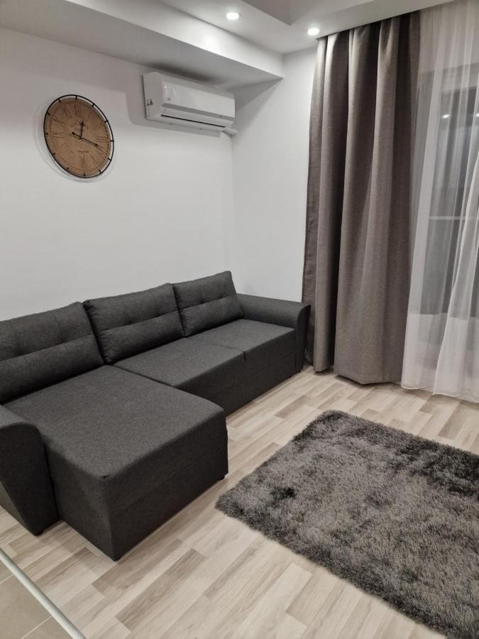 Ferienwohnung Golden Cosmopolis Cretuleasca Exterior foto